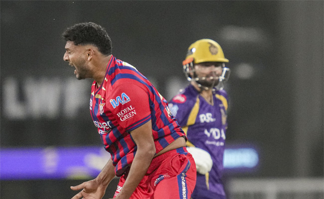 Mohsin's fifer helps LSG restrict KKR to 155/7 despite Rinku's 83